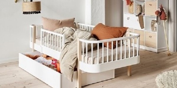 Lit Wood Oliver Furniture avec tiroir